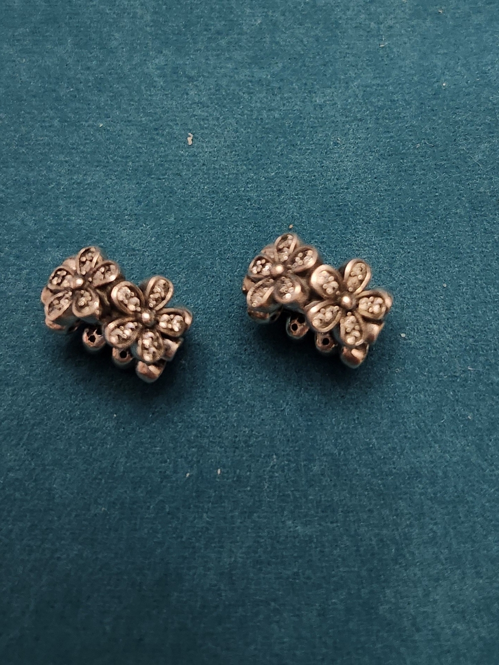2 Retired Pandora Dazzling Daisies Spacer Charms 925 ALE